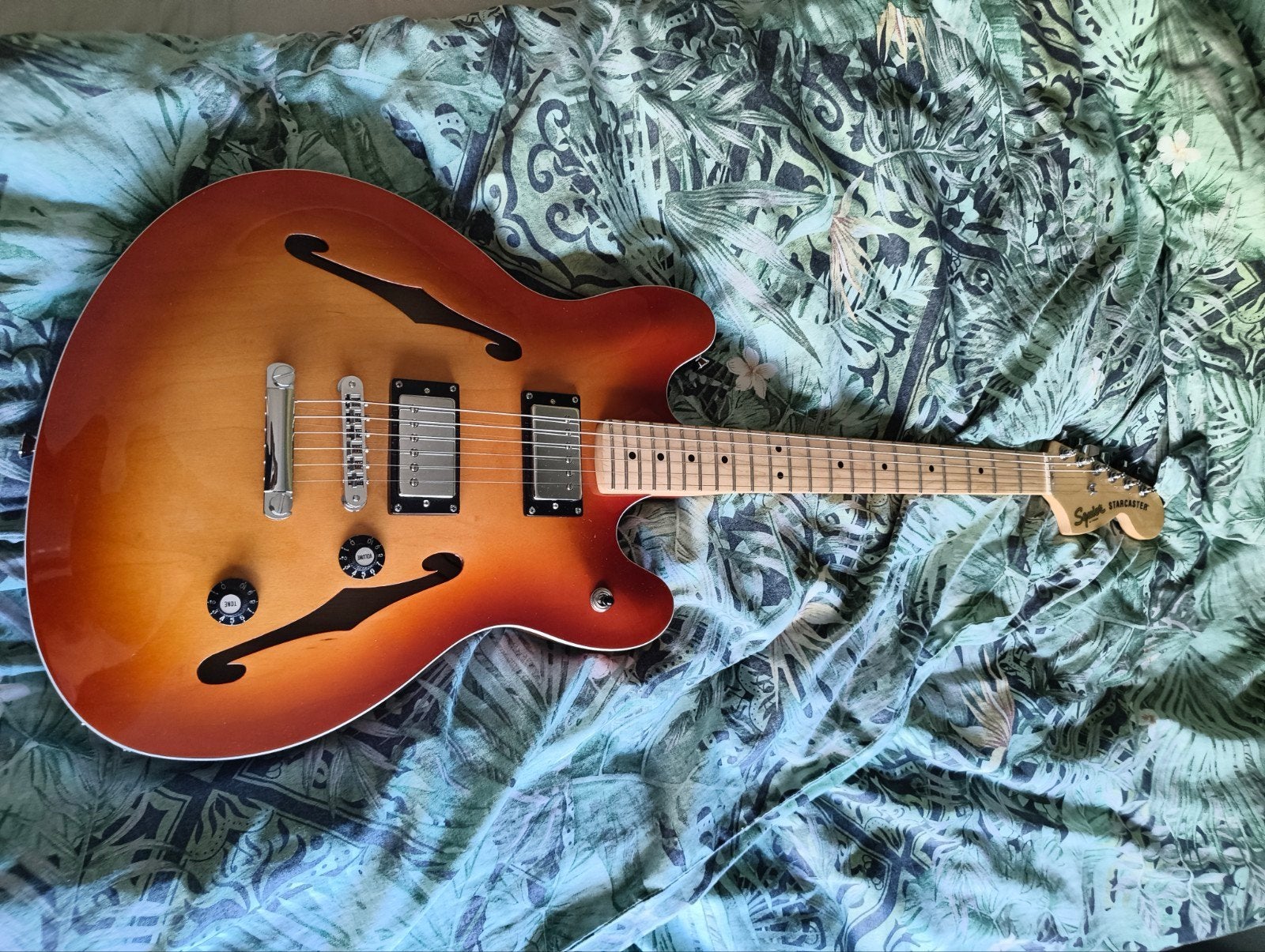 Squier Starcaster Affinity Deluxe Semi-Hollow Body Gitaar, Muziek en Instrumenten, Ophalen, Gebruikt, Semi-solid body, Overige merken