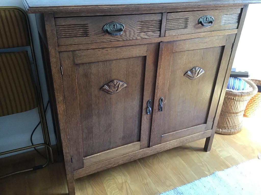 Antieke kast, Ophalen