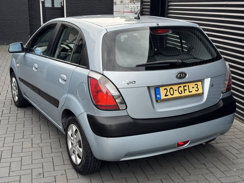 Kia Rio 1.4 All Stars 2008| BLAUW| 5DRS| AUTOMAAT| AIRCO|, Auto's, Kia, Automaat, Gebruikt, Metallic lak, 4 cilinders