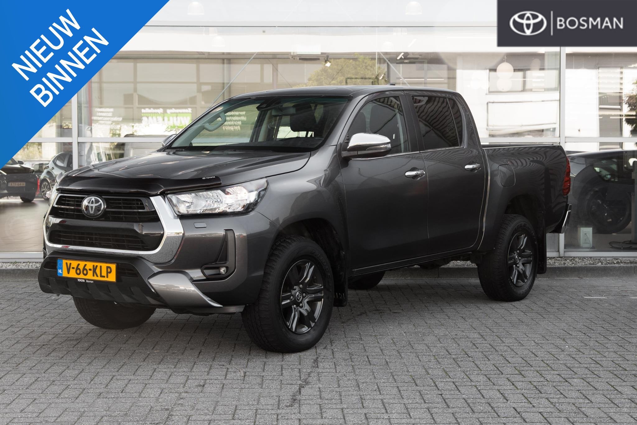 Toyota HiLux 2.4 D-4D Double Cab Challenger 5 zits in 2027, Automaat, Stof, Gebruikt, Euro 6