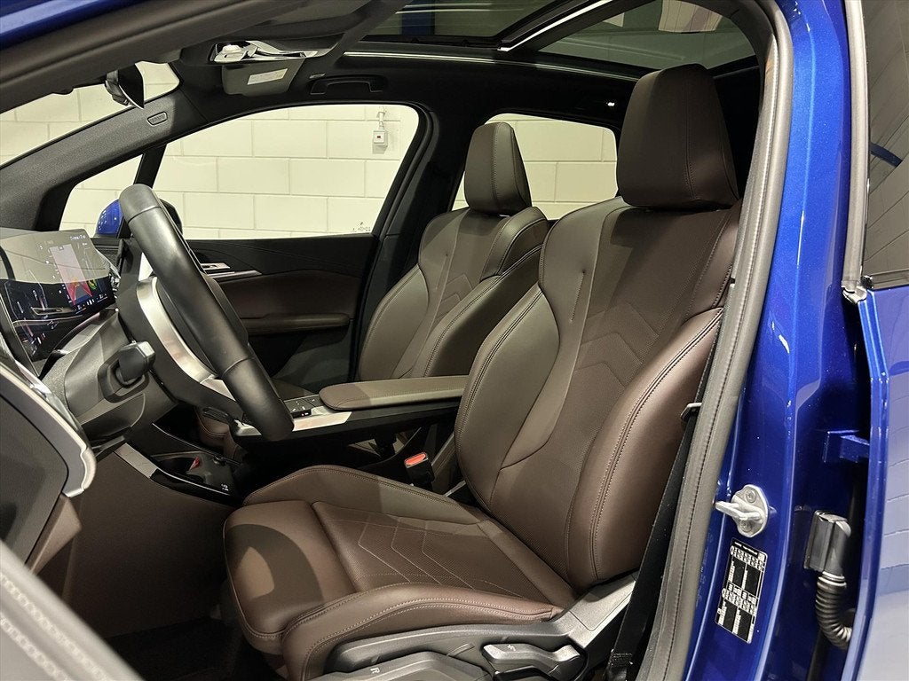 BMW 2-Serie Active Tourer (u06) 218i 136pk Aut M-Pakket, Pan, Auto's, BMW, 136 pk, Gebruikt, Euro 6, Blauw