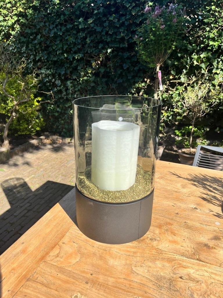 Windlicht Initials by Haans groot, Huis en Inrichting, Woonaccessoires | Kandelaars en Kaarsen, Ophalen, 25 tot 50 cm, Nieuw, Grijs