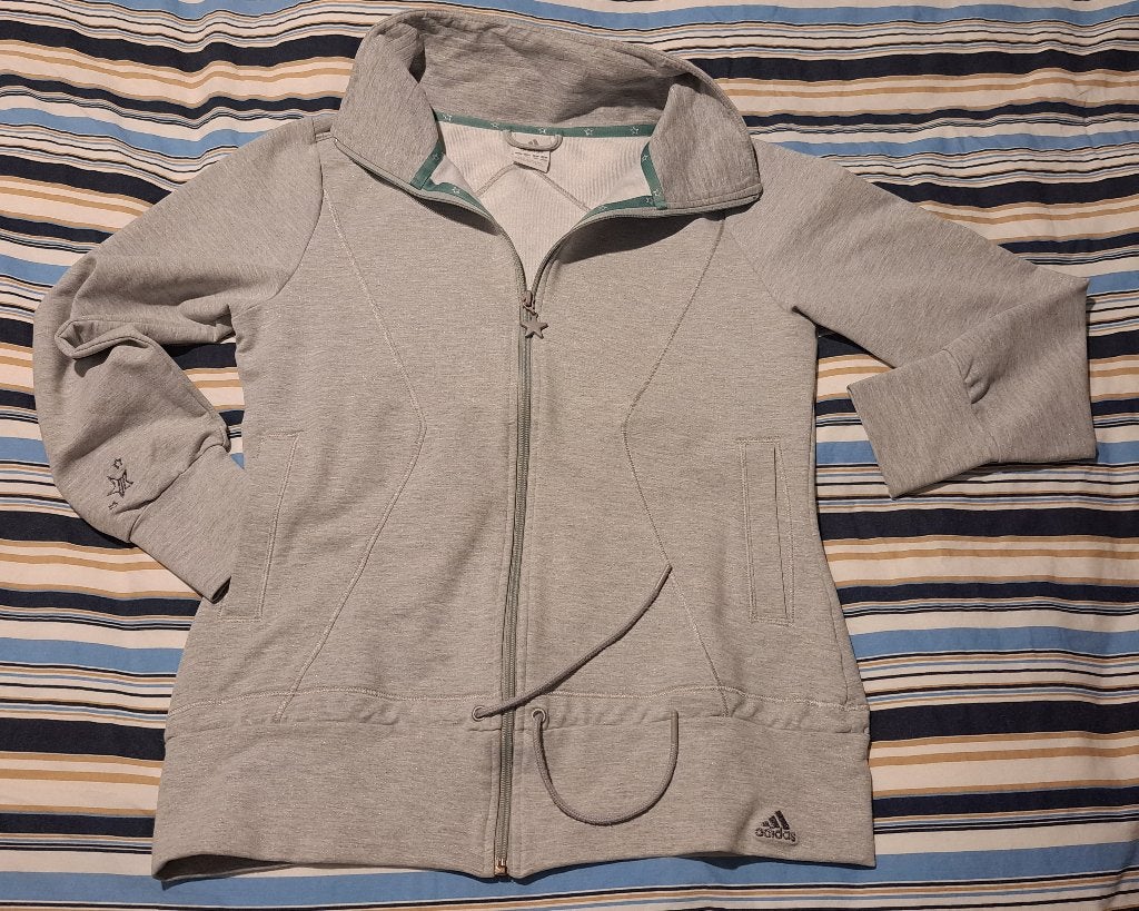 2x grijze sweatvest Lola Liza, en/of Adidas, mt M/L, nieuw!, Maat 38/40 (M), Adidas, Nieuw, Ophalen of Verzenden