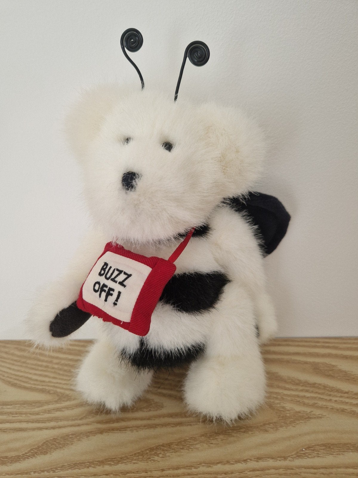 Boyds Bears "U. B. Gone" - The Razz Bearies Collectie, Verzamelen, Ophalen of Verzenden, Zo goed als nieuw, Stoffen beer, Overige merken