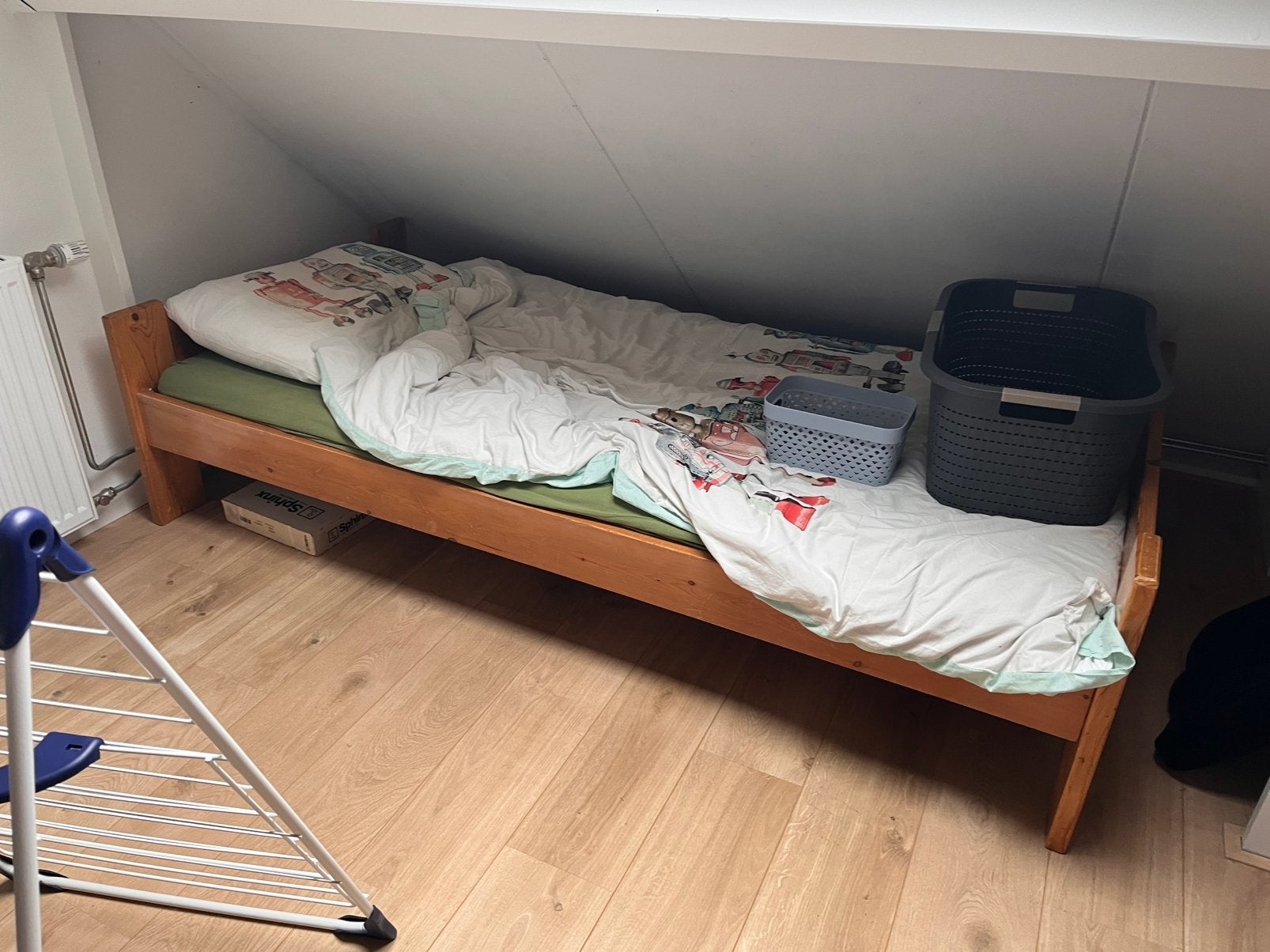 Grenen bed eenpersoons, Ophalen, Gebruikt, 90 cm, Eenpersoons