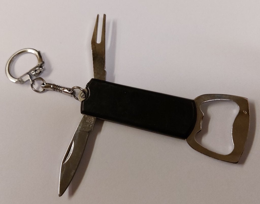 Queen Rocks PROMO sleutelhanger/opener Freddie Mercury 1997, Gebruikt, Gebruiksvoorwerp, Verzenden, NvT