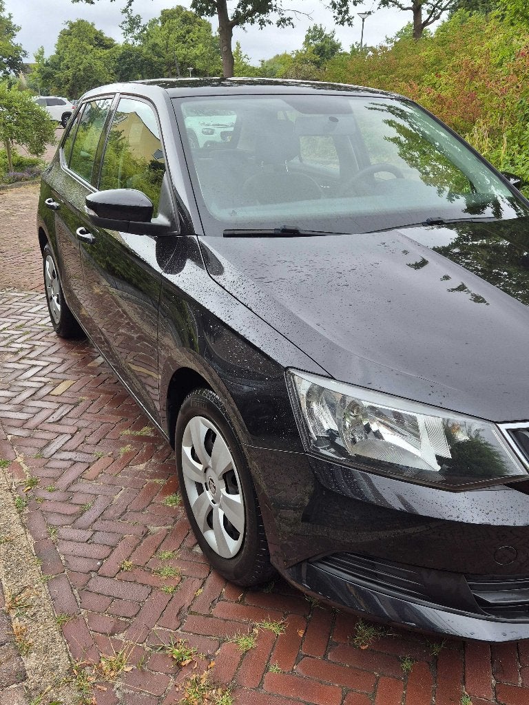Skoda Fabia 1.0 Greentech 75pk 2017 Zwart, Stof, Euro 6, 4 cilinders, Handgeschakeld
