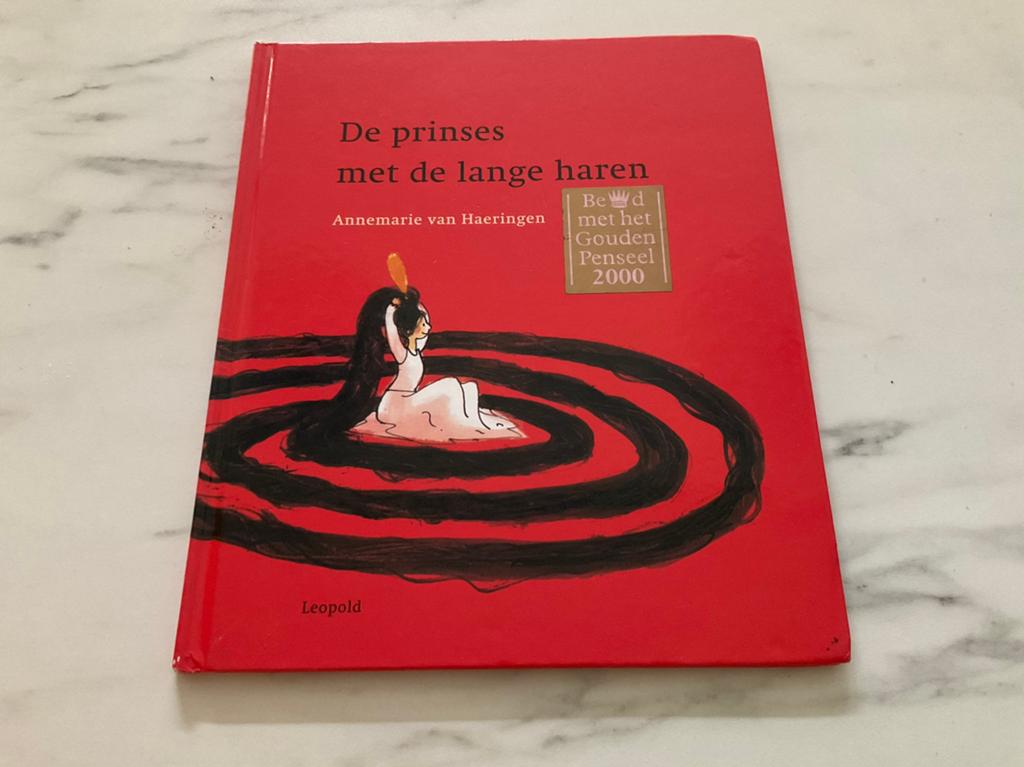 Annemarie van Haeringen - De prinses met de lange haren, Ophalen of Verzenden, Zo goed als nieuw