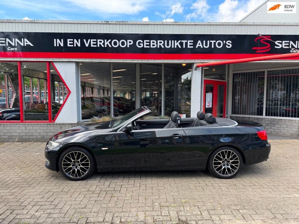 BMW 3-serie Cabrio 320i - Automaat - Facelift 2010 - Inr Mog, Auto's, Automaat, Euro 5, Achterwielaandrijving, Zwart