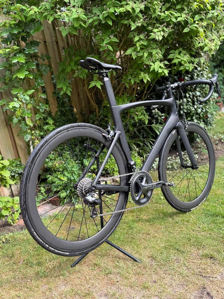 Carbon racfiets di2 met hoogwaardige onderdelen, Carbon, Zo goed als nieuw, Meer dan 20 versnellingen, 53 tot 57 cm