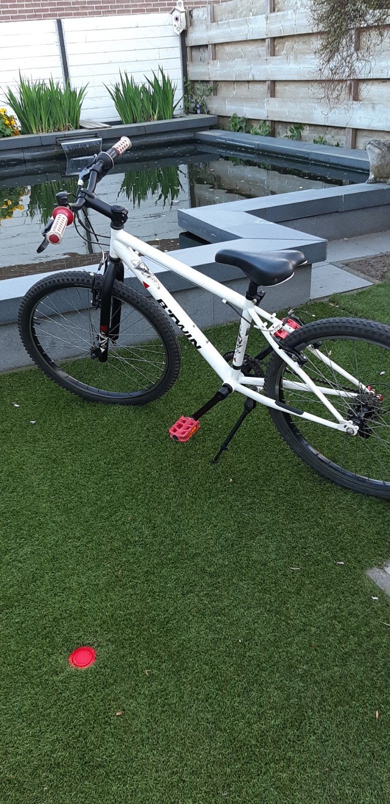 Jongens fiets b twin 24 inch wit, Ophalen, Gebruikt, Staal, 24 inch of meer
