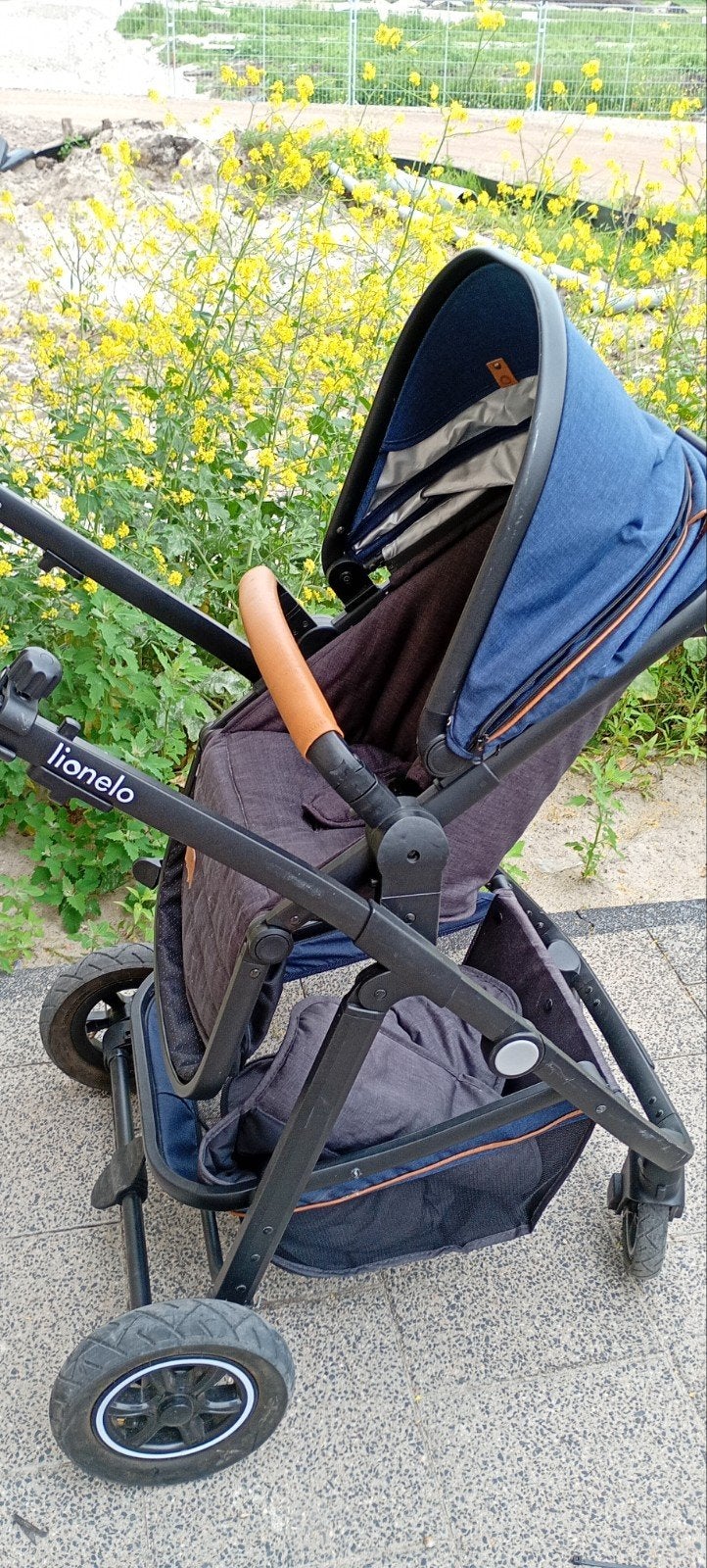 Lionelli kinderwagen, Kinderen en Baby's, Kinderwagens en Combinaties, Gebruikt, Verstelbare duwstang, Ophalen, Kinderwagen
