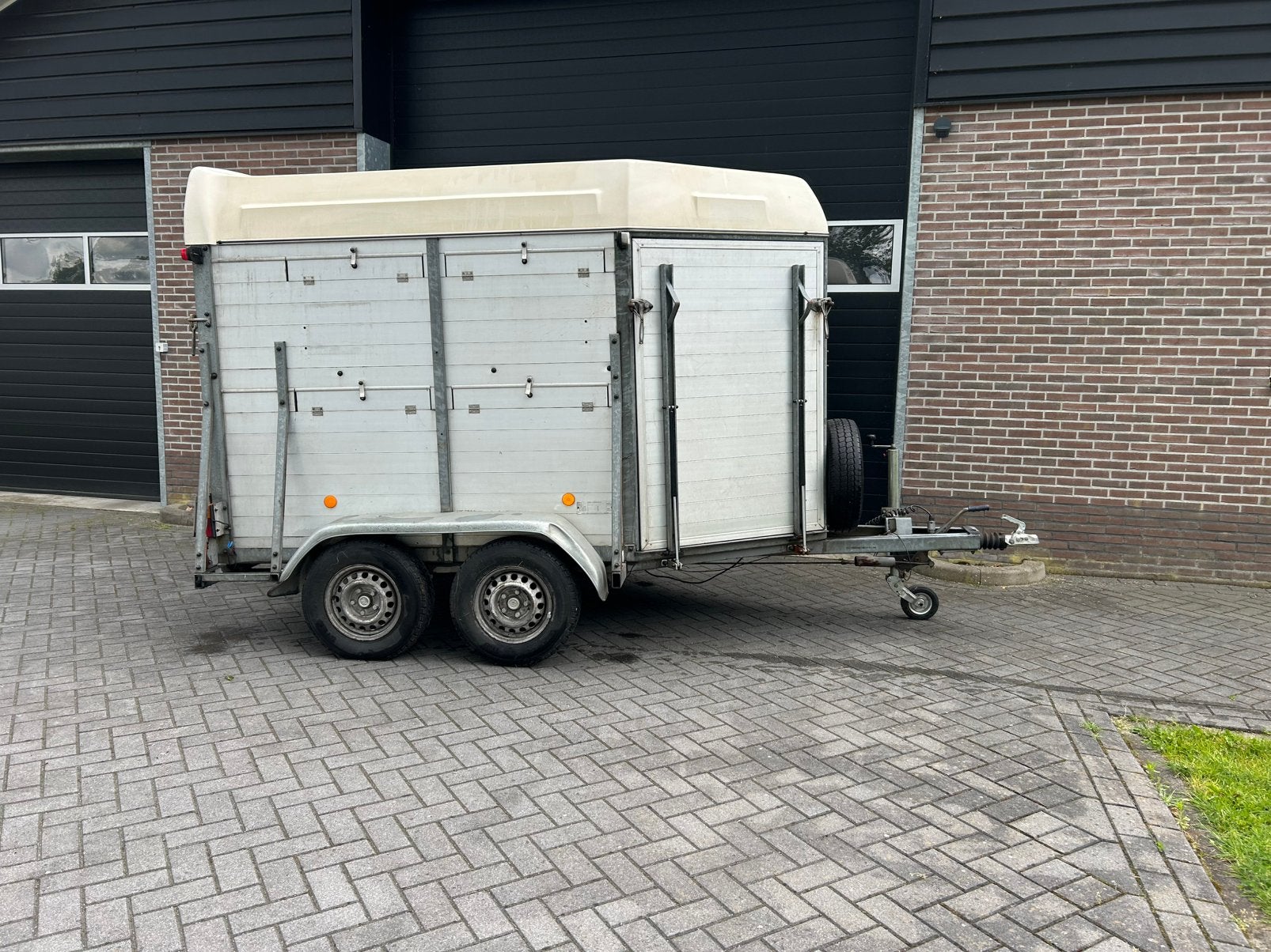 Henra aluminium veetrailer / veekar, Ophalen, Gebruikt