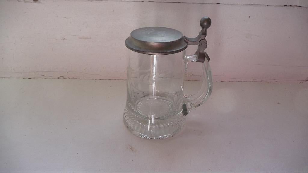 Bierglas met tinnen deksel, Ophalen of Verzenden, Zo goed als nieuw, Bierglas