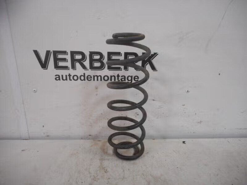 SCHROEFVEER ACHTER Golf IV (1J1) (3xgroene1xgrijzestip), Gebruikt, Berliner Ring 2 38440 Wolfsburg, DE, Volkswagen, Volkswagen AG