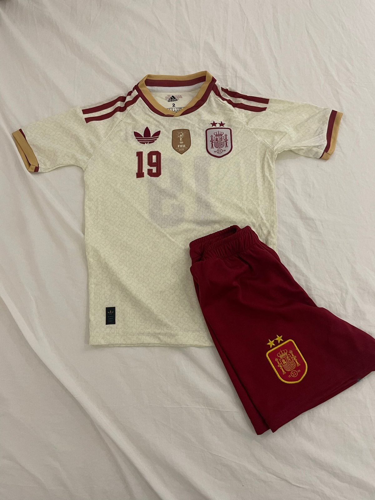 Kindertenue Spanje Lamine Yamal #19 - Diverse maten, Kinderen en Baby's, Kinderkleding | Overige, Verzenden, Zo goed als nieuw