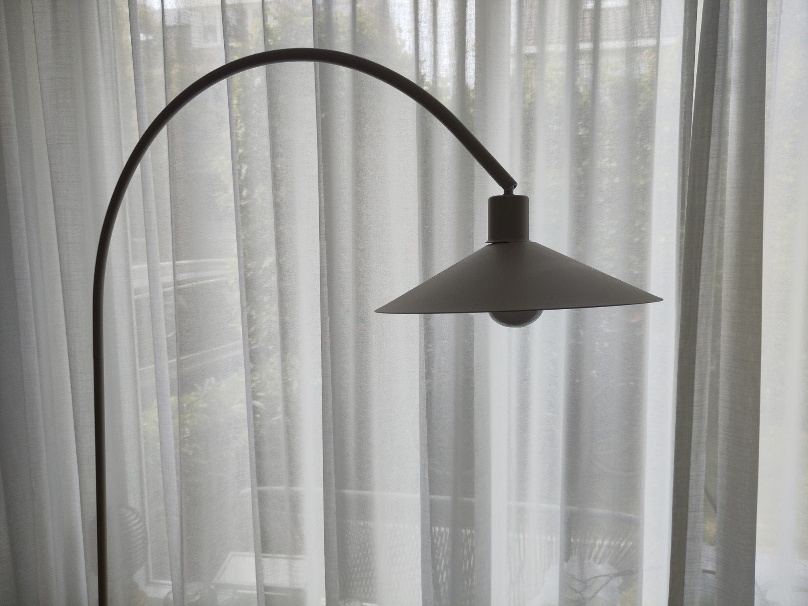 KARWEI vloerlamp Philou beige 30x100x170cm, Huis en Inrichting, Lampen | Vloerlampen, Ophalen, Nieuw, E27 (groot), Metaal