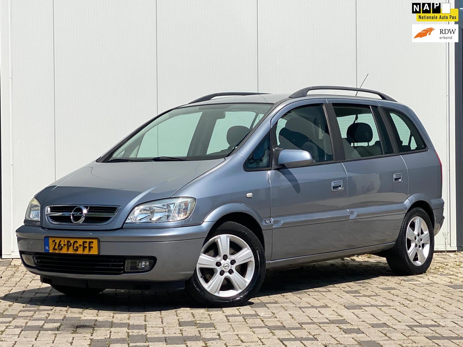 Opel Zafira 1.8-16V Maxx 7 persoons airco, 125 pk, Gebruikt, 4 cilinders, Origineel Nederlands