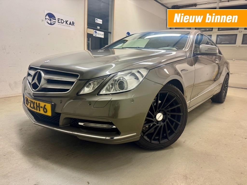 Mercedes-benz E-KLASSE 200 CGI Avantgarde ORG. NL-AUTO RIJDT, Auto's, Automaat, Euro 5, Achterwielaandrijving, 4 cilinders