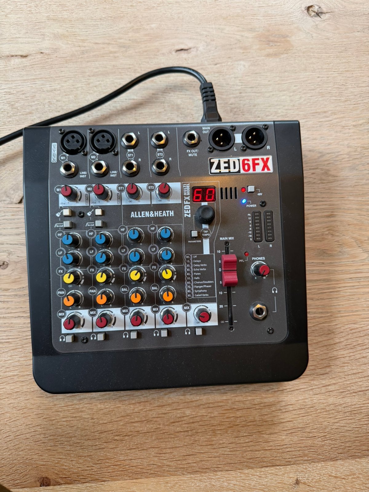 Allen & Heath ZED6FX, Muziek en Instrumenten, Mengpanelen, Ophalen of Verzenden, Zo goed als nieuw