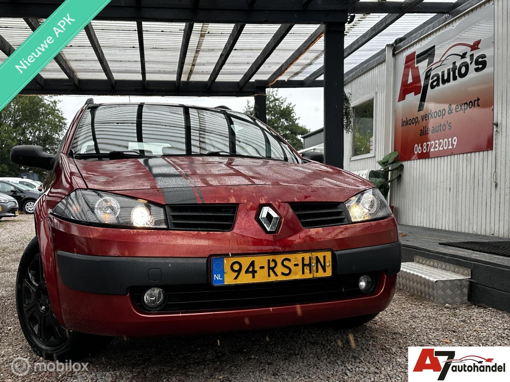 Renault Megane Grand Tour 2.0-16V Nieuwe APK//Automaat, Auto's, 135 pk, 4 cilinders, Origineel Nederlands, 650 kg