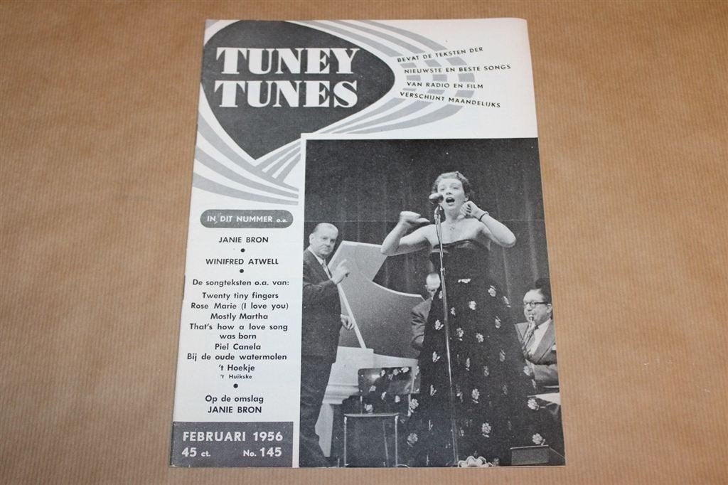 Tuney Tunes - No. 145 - Februari 1956, Verzamelen, Ophalen of Verzenden, 1940 tot 1960, Knipsel(s)