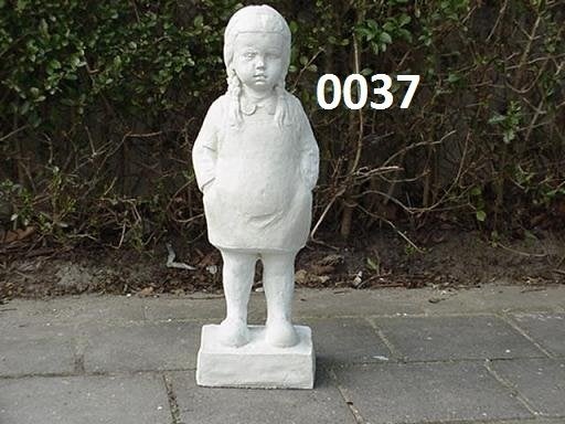 Meisje. Nr 0037, Ophalen, Nieuw, Beton, Abstract beeld