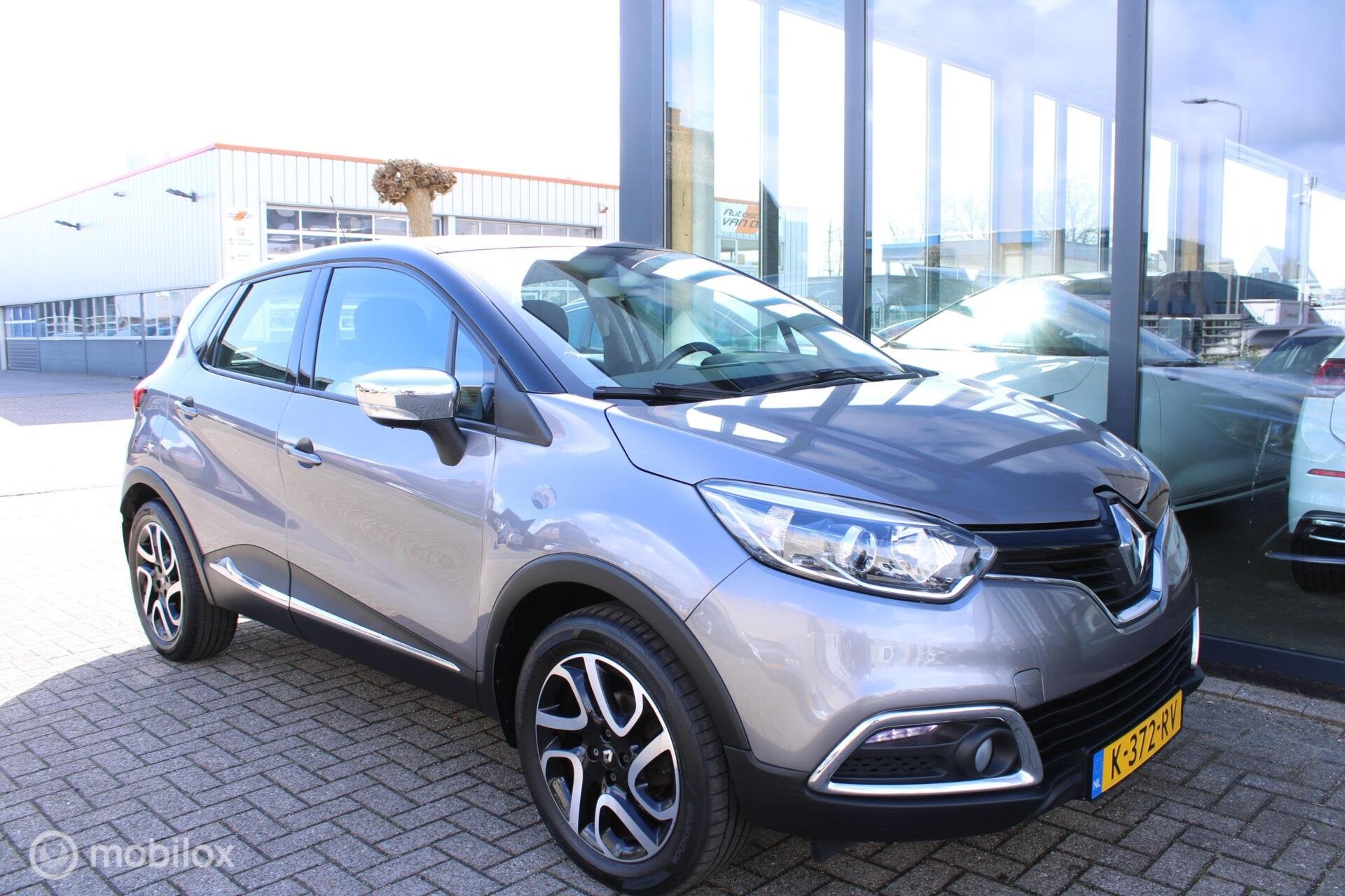 Foto 27 van Renault Captur 0.9 TCe Camera|Stoel verw.|Keyless