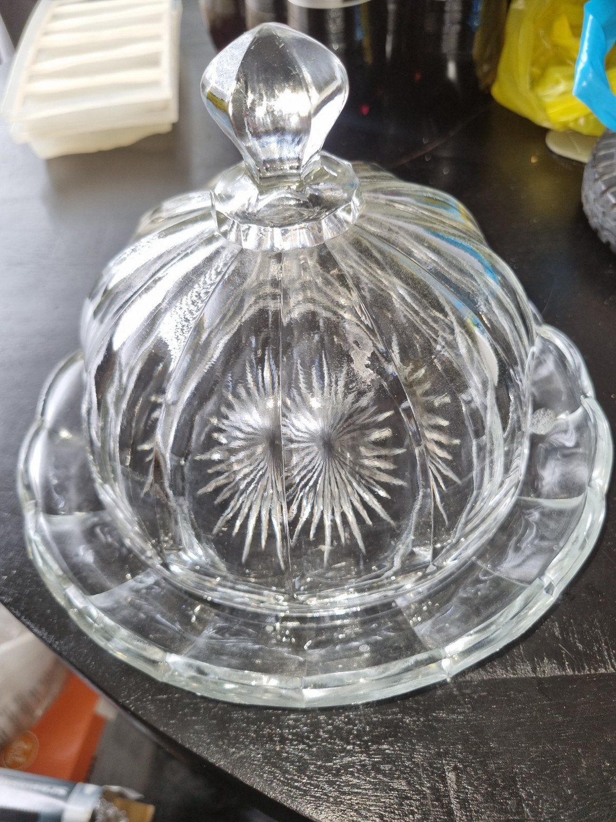 Diverse glazen items, Ophalen