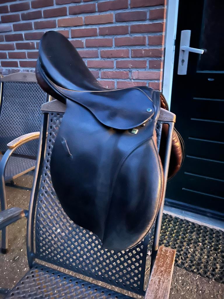 Stubben siegfried extra zadel, Ophalen, Gebruikt, Zwart