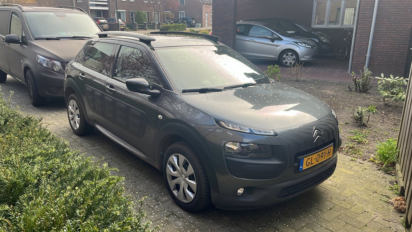Citroën C4 Cactus 1.2 VTI 82 2015 Grijs, Voorwielaandrijving, 31 €/maand, 1199 cc, Origineel Nederlands