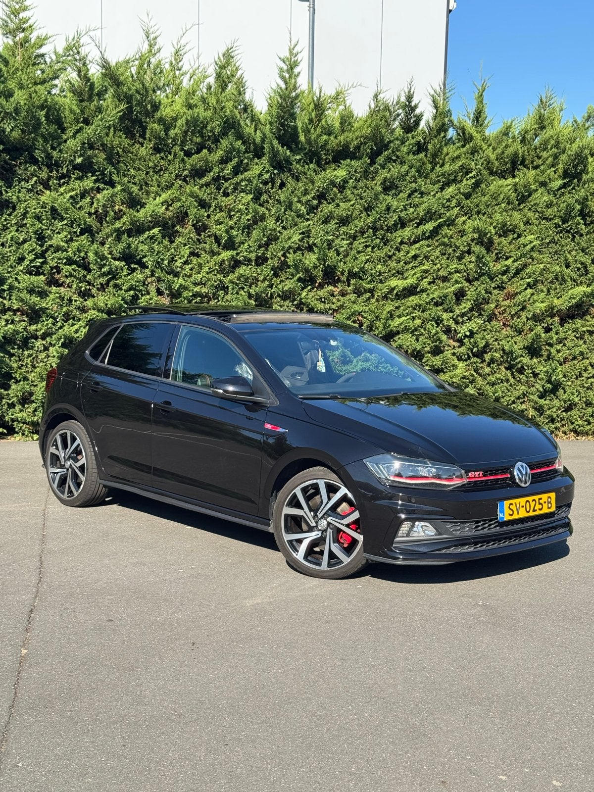 Volkswagen Polo 2.0 TSI 200pk 6-DSG 2018 Zwart, 4 cilinders, 1984 cc, Zwart, Origineel Nederlands