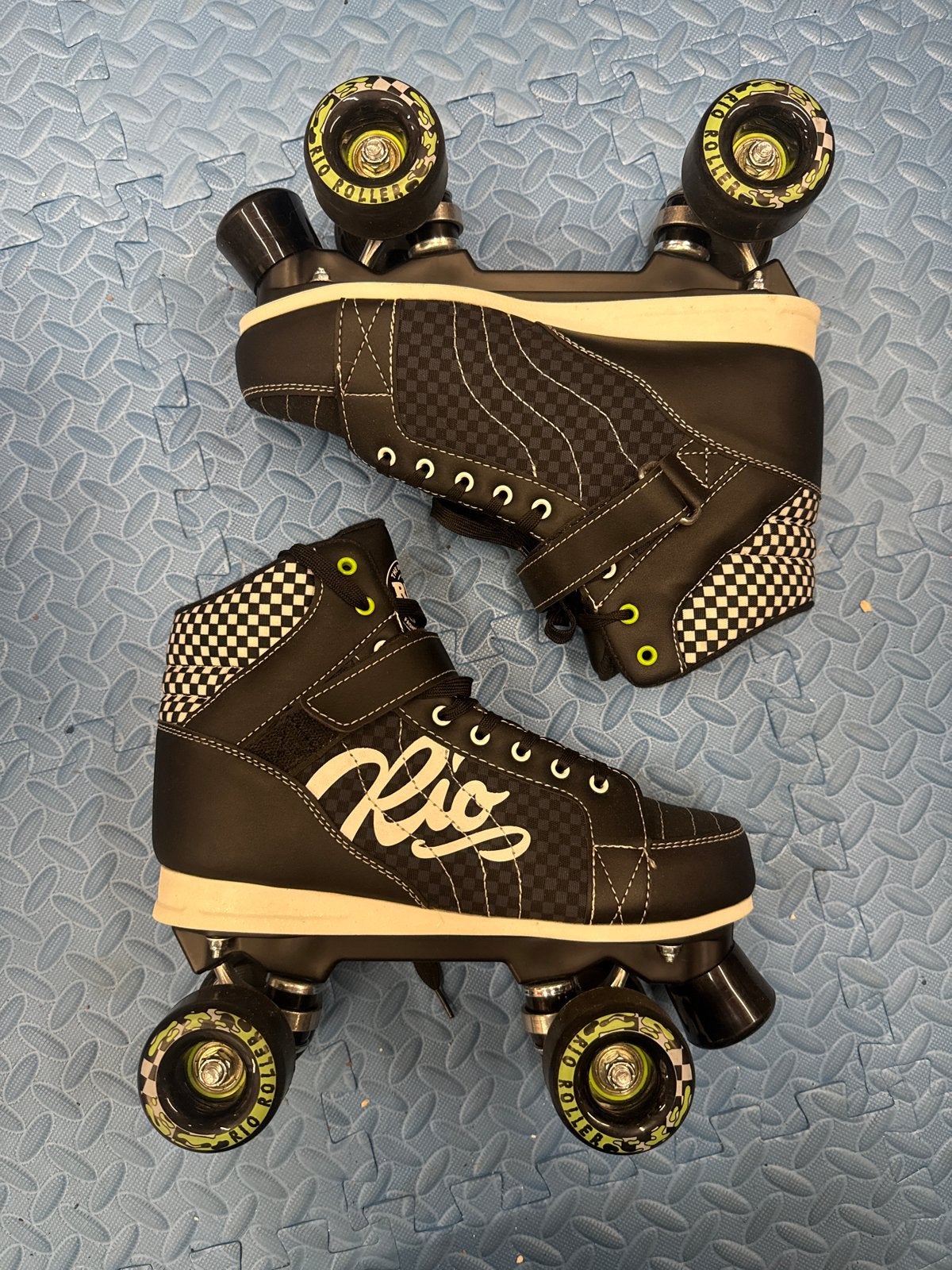 Rio Roller rolschaatsen maat 42 met beschermers, Verstelbaar, Dames, Ophalen of Verzenden, Zo goed als nieuw