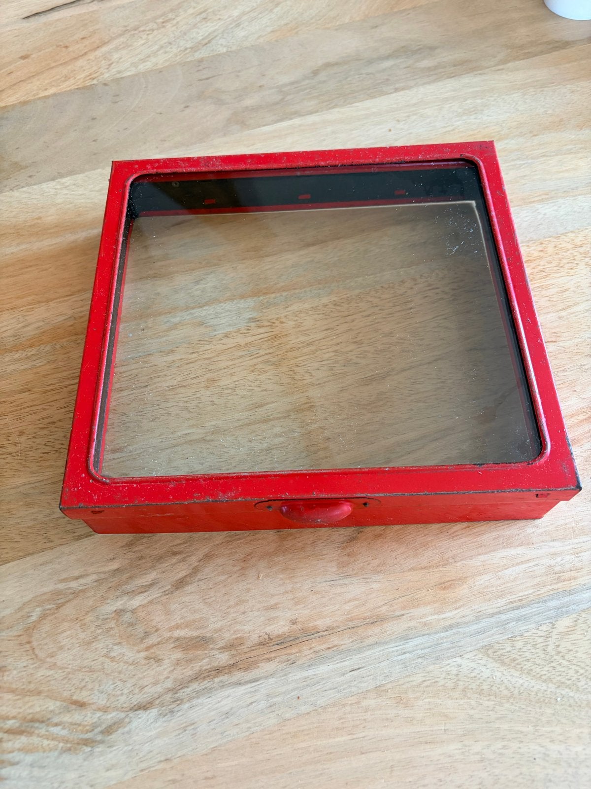 Vintage rood metaal & glas opzetdeksel voor winkelblik, Antiek en Kunst, Ophalen of Verzenden