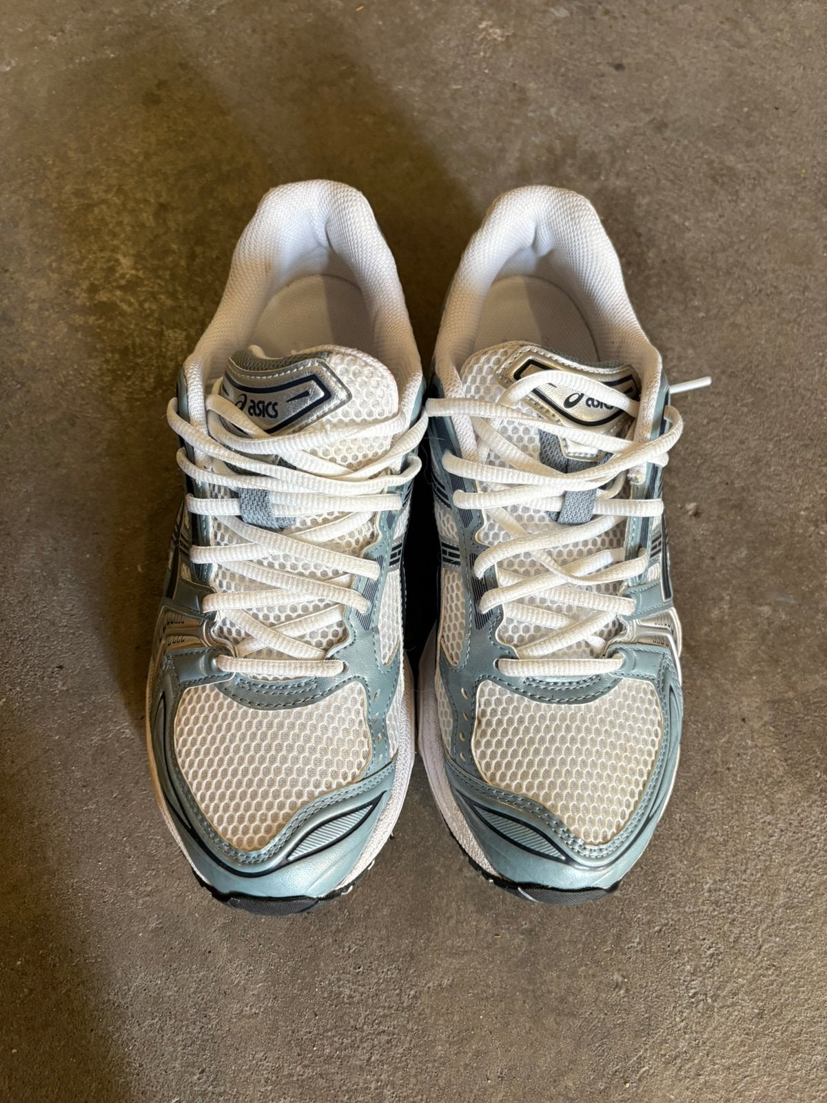 Sport schoenen, Sport en Fitness, Loopsport en Atletiek, Ophalen of Verzenden, Zo goed als nieuw, Hardloopschoenen, Overige merken
