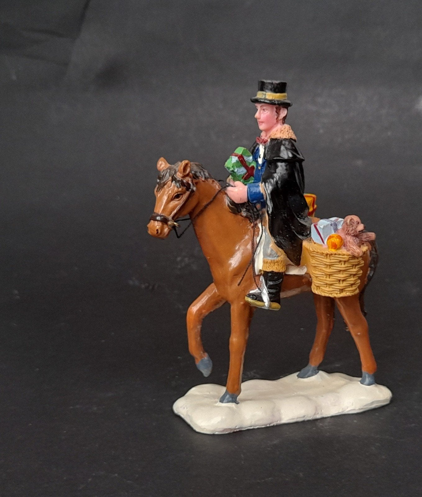lemax kerst figuur d33 kerstdorp kersthuisjes, Verzenden, Zo goed als nieuw