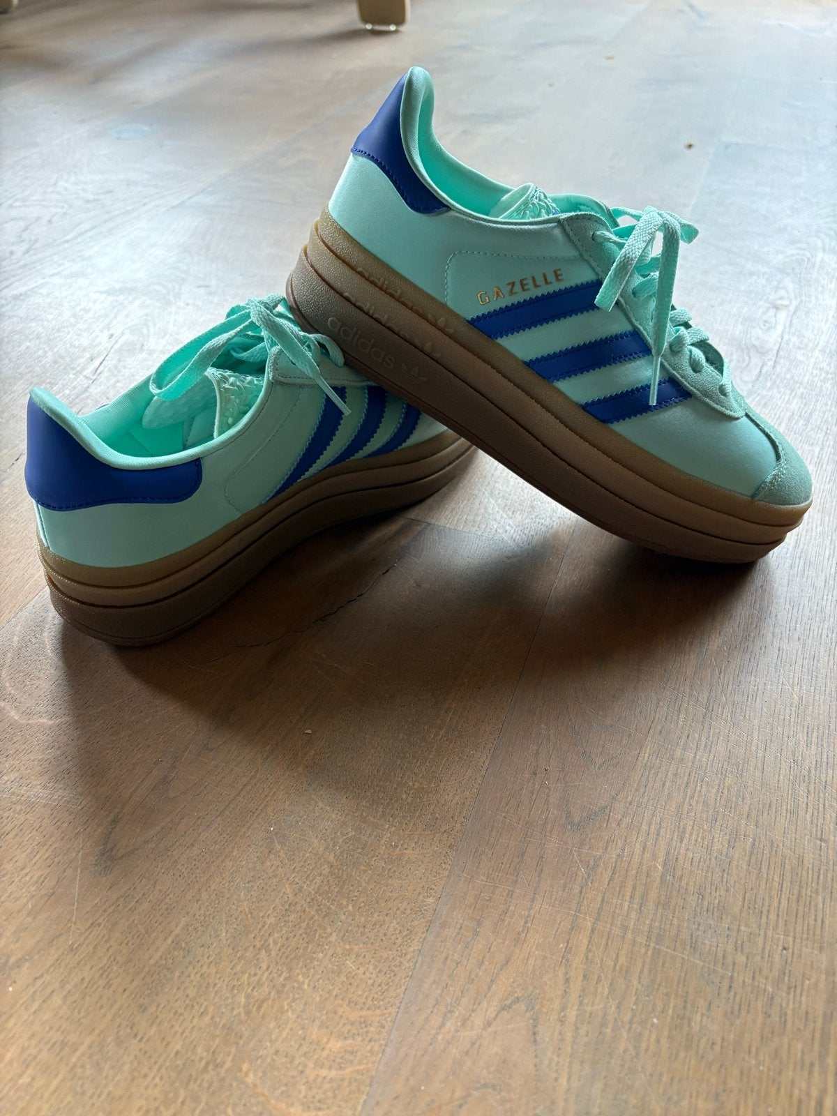 Nieuwe Adidas Gazelle sneakers - Maat 38 2/3, Ophalen of Verzenden, Nieuw, Groen, Sneakers of Gympen