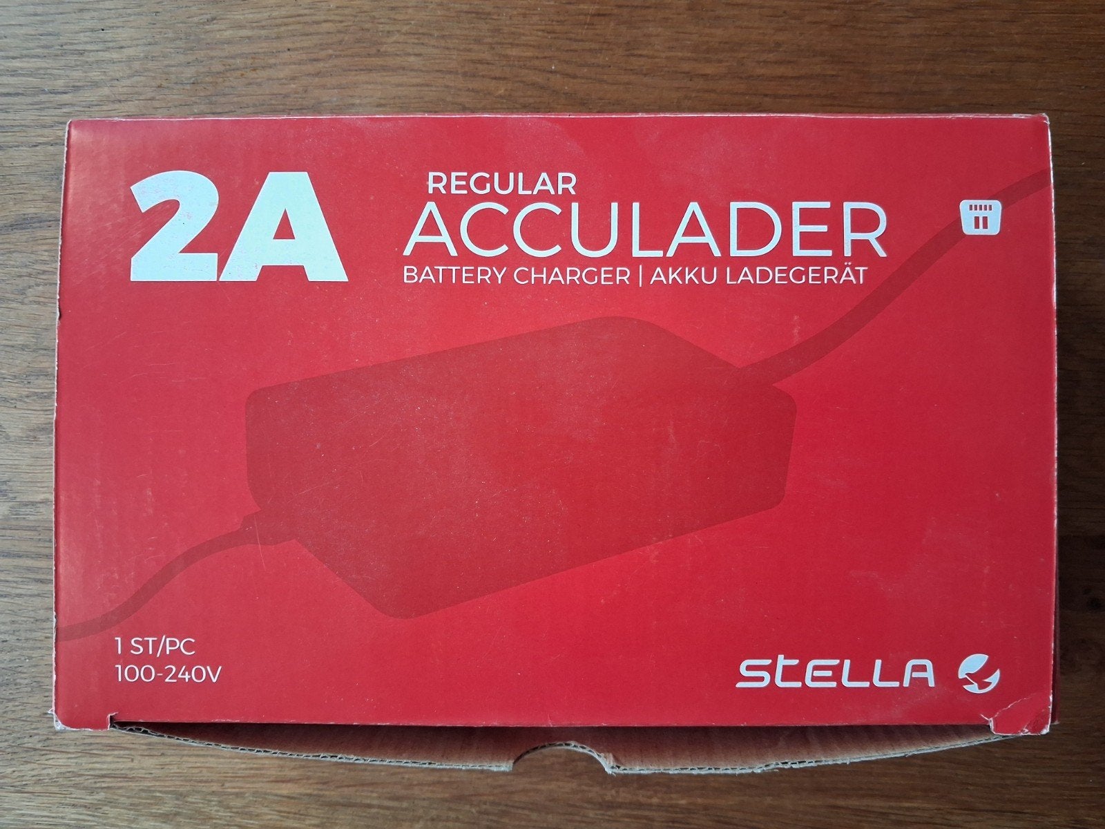 Stella Acculader voor Lithium-ion accu (2A), Fietsen en Brommers, Zo goed als nieuw
