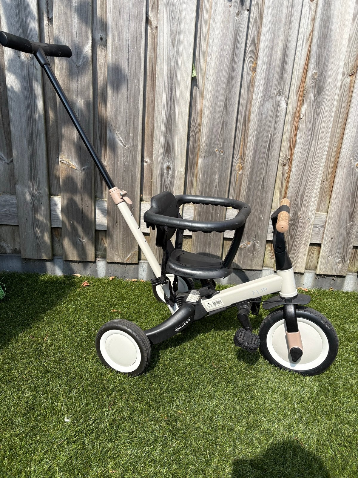 Kikkaboo Flip 5-in-1 Driewieler - Groeit mee met je kind!, Fietsen en Brommers, Fietsen | Driewielers, Ophalen, Zo goed als nieuw