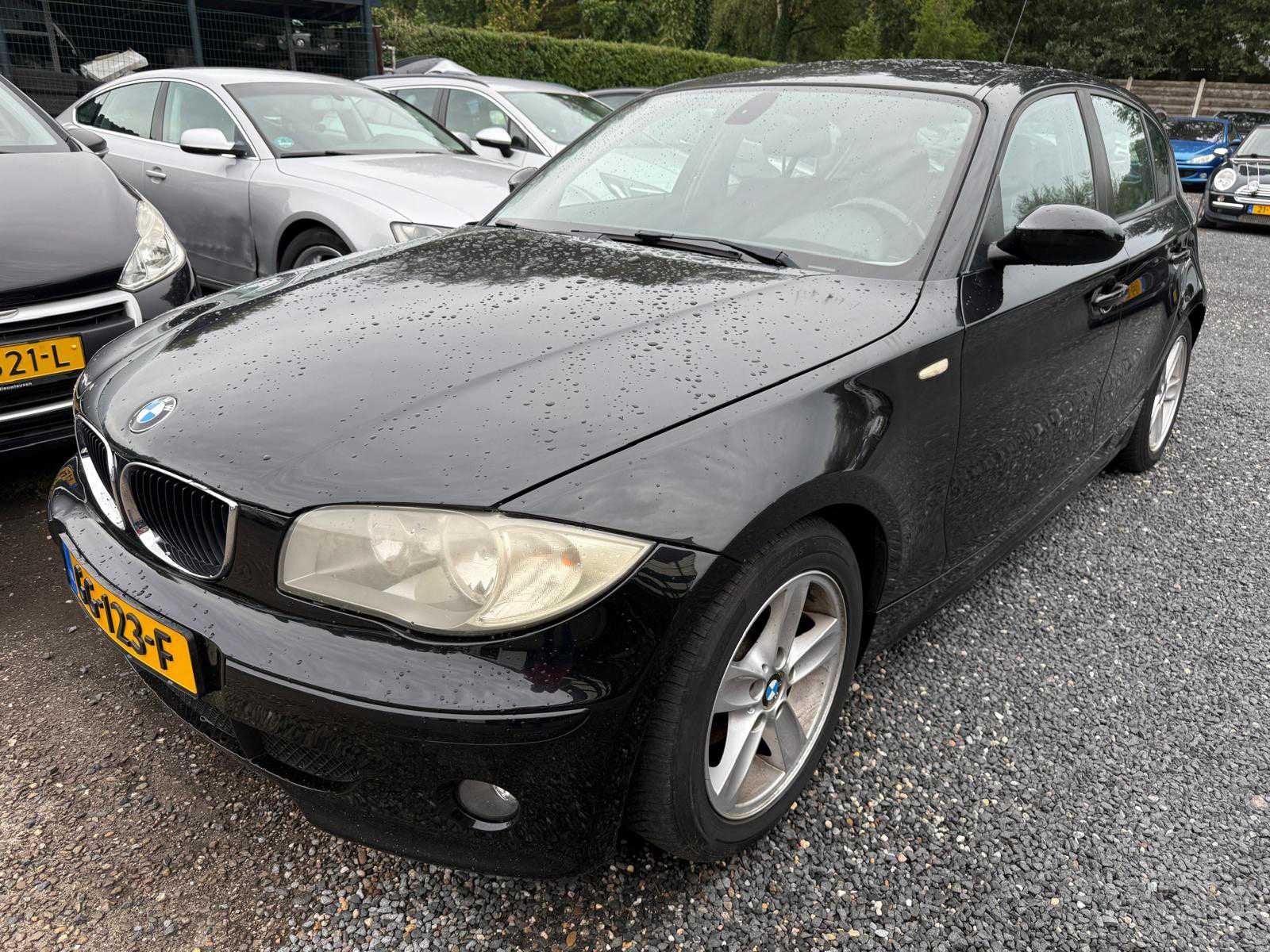 2006 BMW 1-serie 118i Personenauto, Auto's, Achterwielaandrijving, 4 cilinders, 129 pk, Zwart