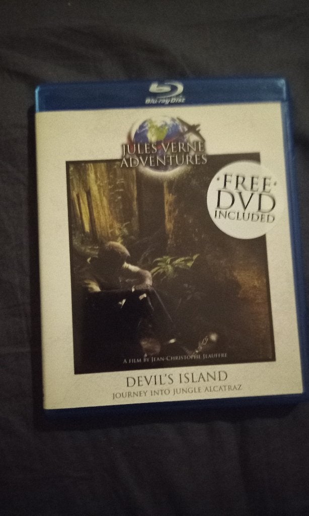 Jules Verne Adventures – Devil’s Island (plus DVD), Ophalen of Verzenden, Zo goed als nieuw, Documentaire, Documentaire en Educatief
