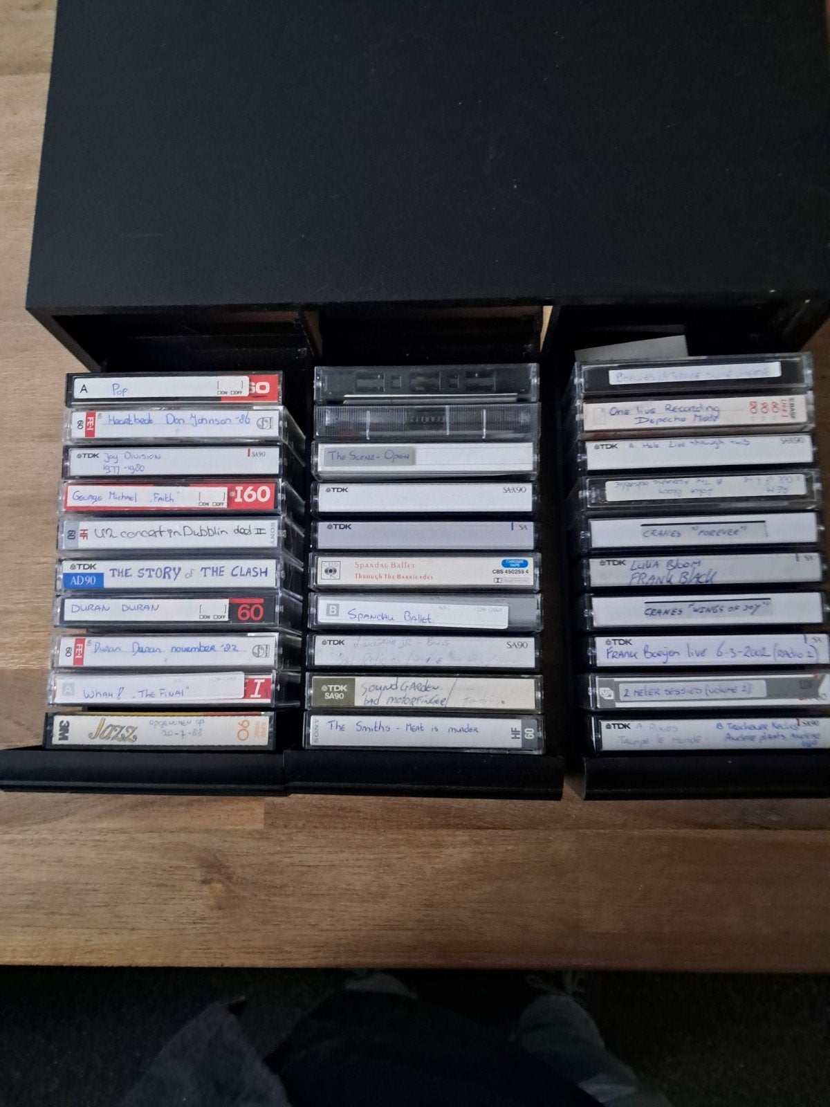 cassettebandjes, Ophalen, Gebruikt, Overige genres, Met bewaardoos, rek of koffer