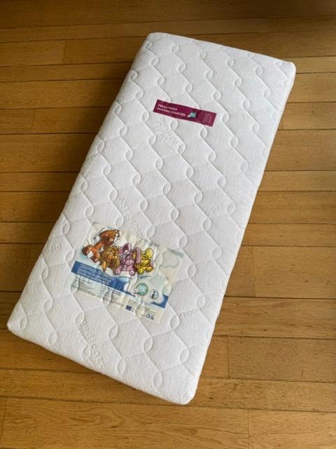 Matras, Aerosleep baby protect matrasbeschermer, hoeslakens, Kinderen en Baby's, Babywiegjes en Ledikanten, Ophalen, Zo goed als nieuw