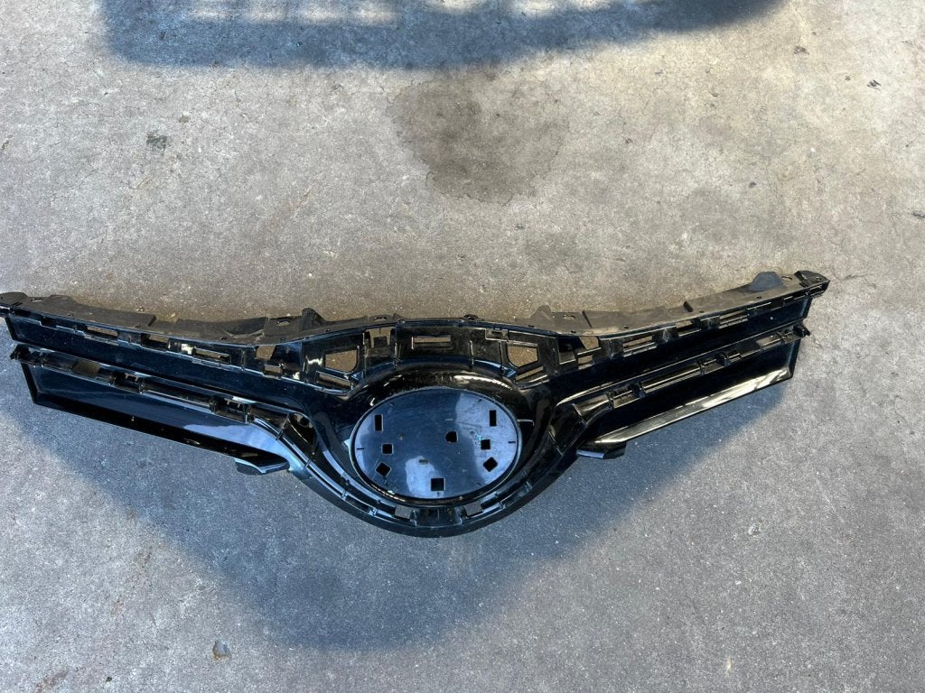 gril yaris 53101-0d650 2014-2017, Voor, Toyota, Info@toyota.com, Toyota