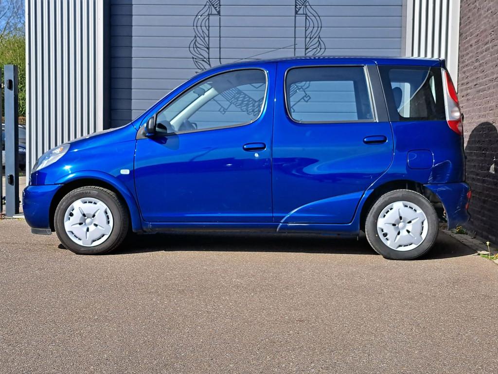 Toyota Yaris Verso 1.3-16V VVT-i Luna, Voorwielaandrijving, 1299 cc, 4 cilinders, Yaris Verso