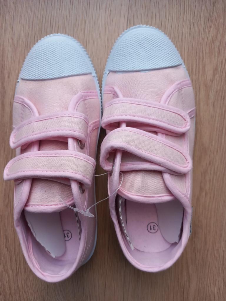 Roze kinderschoenen maat 31 - Nieuw, Kinderen en Baby's, Kinderkleding | Schoenen en Sokken, Meisje, Sportschoenen, Nieuw, Ophalen of Verzenden
