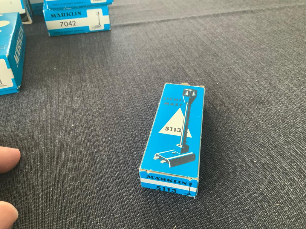 Märklin 5113 Lichtmast in originele verpakking, Hobby en Vrije tijd, Modeltreinen | H0, Wisselstroom, Overige typen, Ophalen of Verzenden