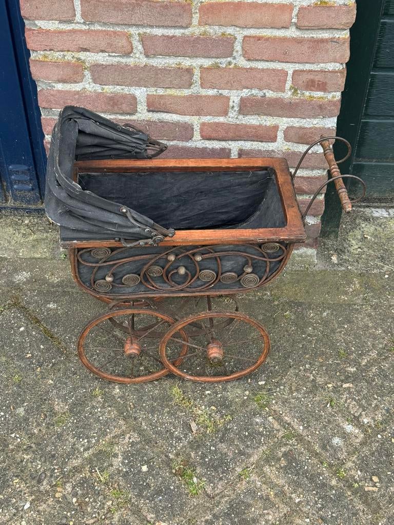 Kinderwagen antiek, Ophalen of Verzenden