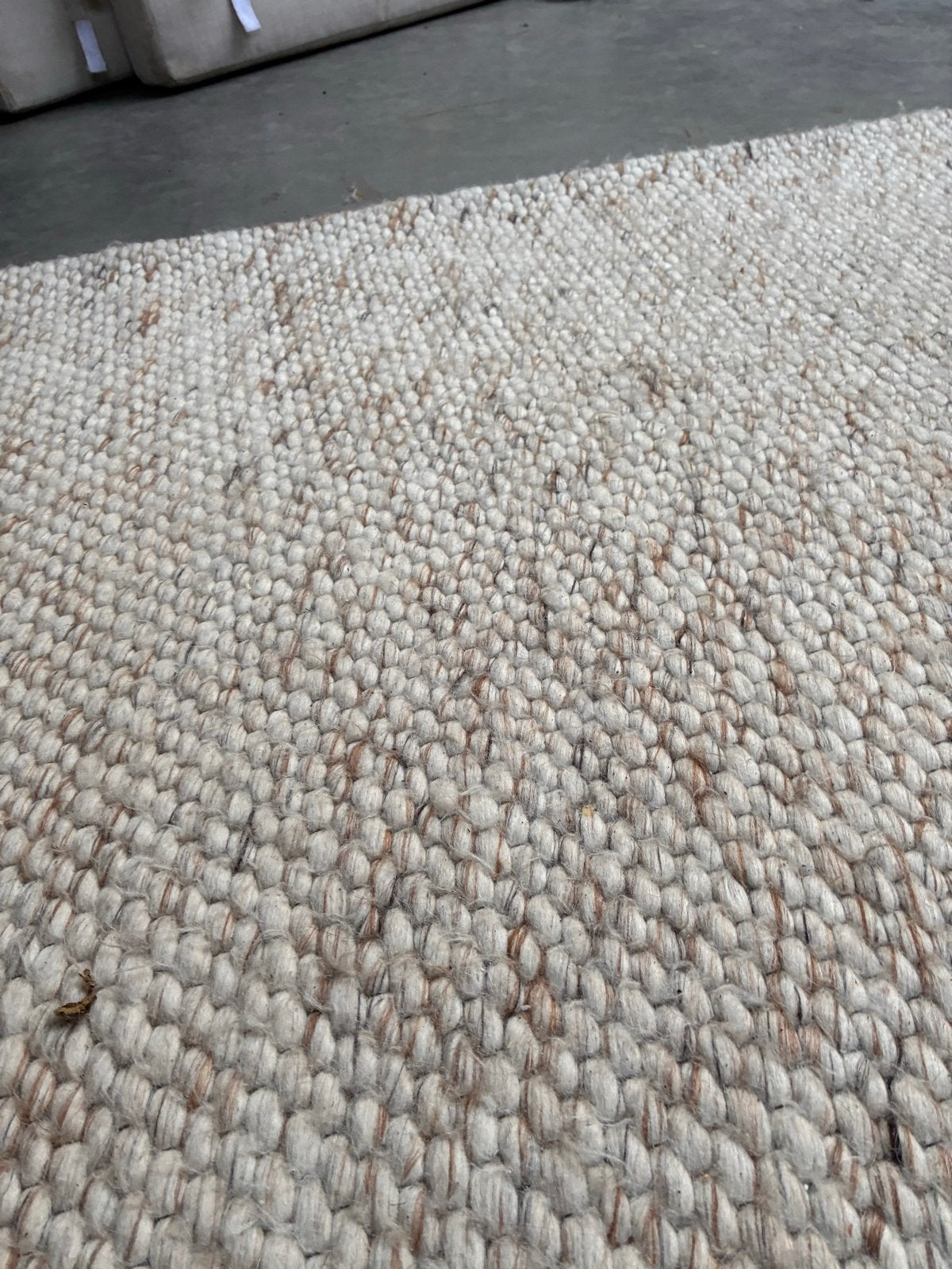 Wol vloerkleed - Natuurlijke uitstraling, Gebruikt, 100 tot 150 cm, Beige, Ophalen of Verzenden