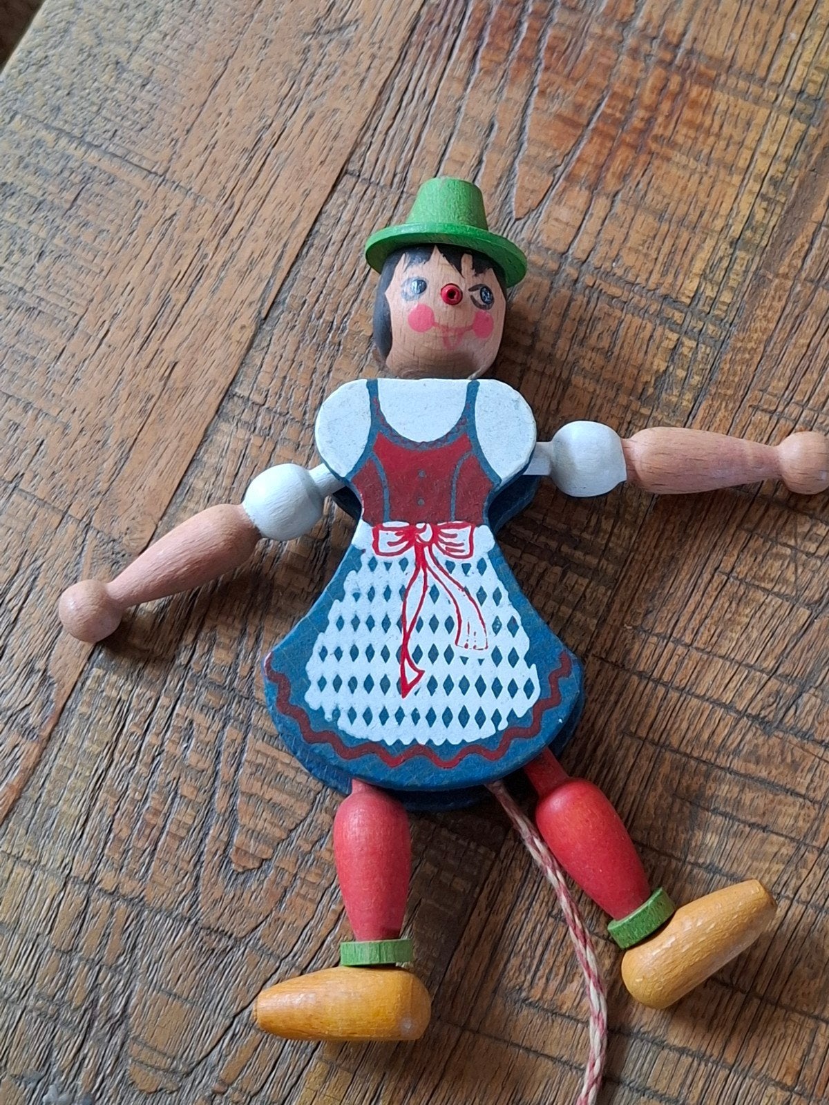 Vintage houten trekpop tiroler meisje, Antiek en Kunst, Ophalen of Verzenden